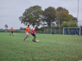 Training S.K.N.W.K. 2 en 3 van zaterdag 19 oktober 2024 (66/135)